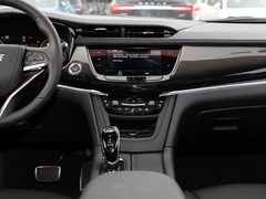2021款 2.0T 六座四驱铂金型
