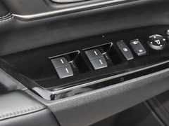 2021款 240TURBO CVT四驱尊享版