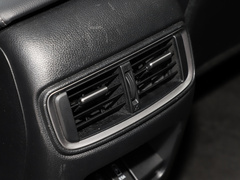 2021款 240TURBO CVT四驱尊享版