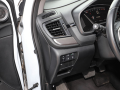 2021款 240TURBO CVT四驱尊享版