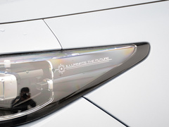 2021款 2.0T 全轮驱动尊贵型