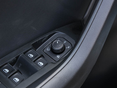 2021款 TSI330 两驱豪华版