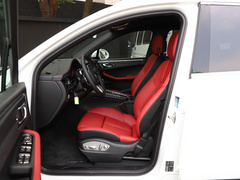 2020款 Macan 2.0T