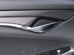 2021款 1.5T 自动先锋型