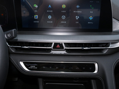 2021款 1.5T 自动先锋型