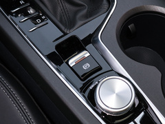2021款 1.5T 自动先锋型