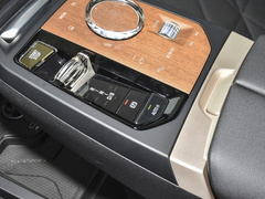 2022款  xDrive40