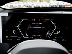 2022款  xDrive40