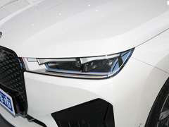 2022款  xDrive40