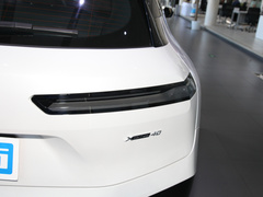 2022款  xDrive40