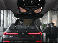 2022款  xDrive40