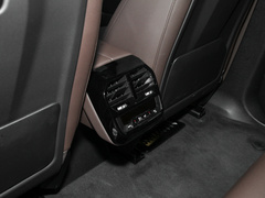 2022款  xDrive40