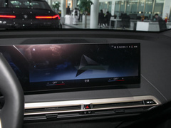 2022款  xDrive40