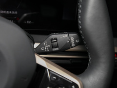 2022款  xDrive40