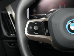 2022款  xDrive40