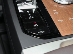 2022款  xDrive40
