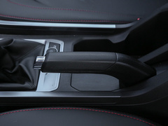 2021款 钻石版 1.5L 手动2克拉