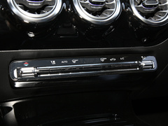 2021款 CLA 200 猎跑车