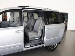 2006款 2.7L 自动 舒适版 7座
