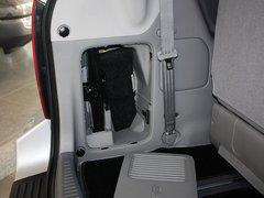 2006款 2.7L 自动 舒适版 7座