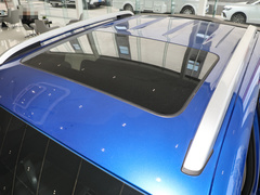 2021款 2.0T双增压 自动四驱高底盘舒享型标箱