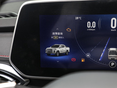 2021款 2.0T双增压 自动四驱高底盘舒享型标箱
