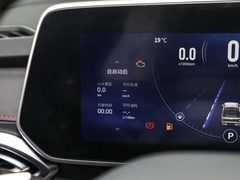2021款 2.0T双增压 自动四驱高底盘舒享型标箱