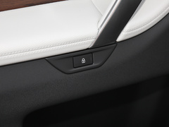 2021款 249PS R-Dynamic SE 性能科技版 5座
