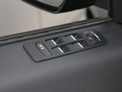 2021款 249PS R-Dynamic SE 性能科技版 5座