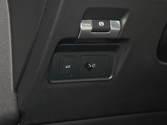 2021款 249PS R-Dynamic SE 性能科技版 5座