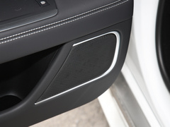 2021款 2.0T 200PS R-DYNAMIC 青春运动版