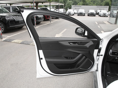 2021款 2.0T 200PS R-DYNAMIC 青春运动版
