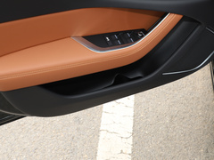 2021款 2.0T 250PS R-DYNAMIC SE科技运动版