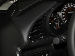 2021款 2.0L 自动质雅版