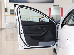 2021款 2.0L 自动质雅版