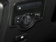 2021款 2.0T 商务版 7座