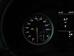 2021款 2.0T 商务版 7座