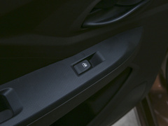 2021款 1.5L S标准型LAR
