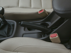 2021款 1.5L S标准型LAR