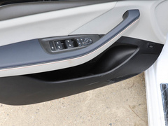 2021款 EV 500KM 豪华型