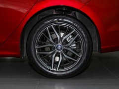 2021款 EV 500KM 尊贵型