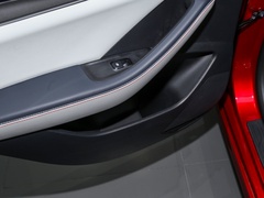 2021款 EV 500KM 尊贵型