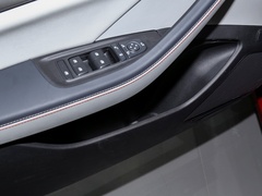 2021款 EV 500KM 尊贵型