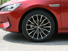 2021款 EV 600KM 旗舰型