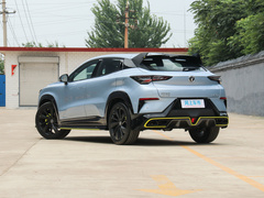 2021款 1.5T 运动版 旗舰型