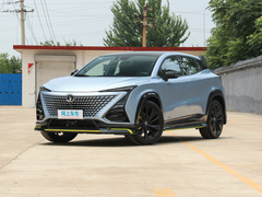 2021款 1.5T 运动版 旗舰型
