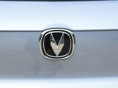 2021款 1.5T 运动版 旗舰型