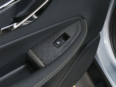 2021款 1.5T 运动版 旗舰型