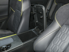 2021款 1.5T 运动版 旗舰型