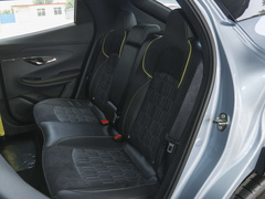 2021款 1.5T 运动版 旗舰型